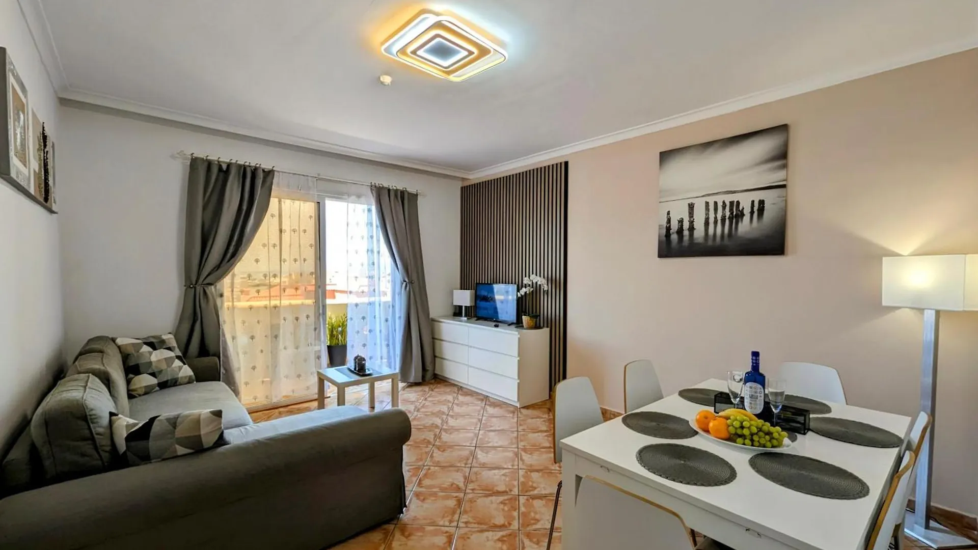 Appartamento Comfortable 2-Bedroom Duplex In Playa Paraiso With Ocean View, Balcony, And Shared Pool Costa Adeje  Spagna